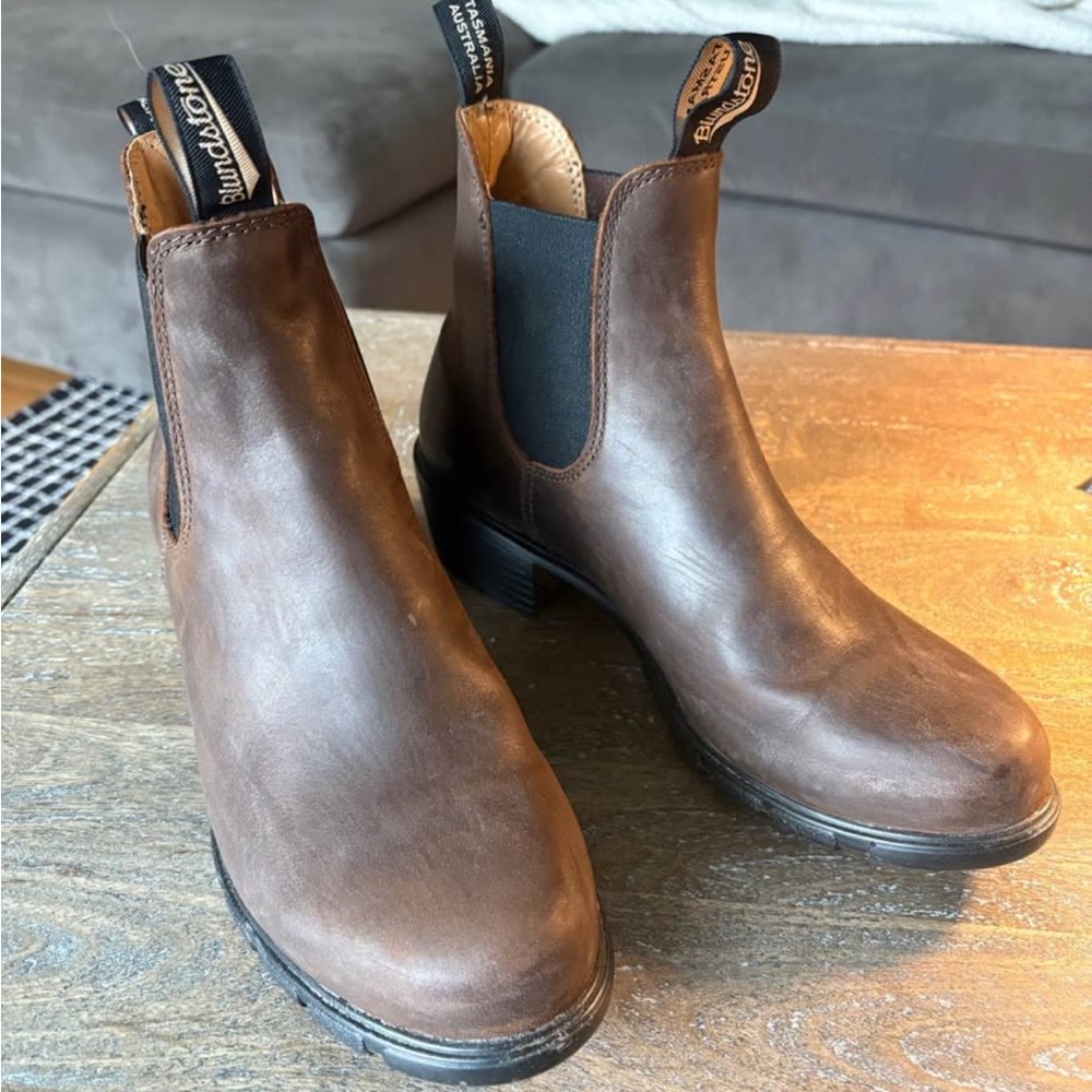 Blundstone Dark Brown Ankle Boots